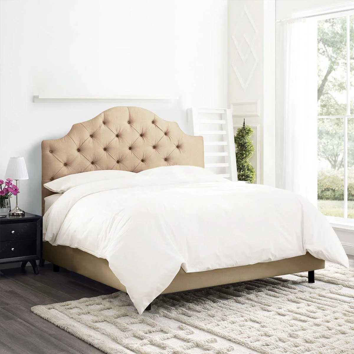 almira-tufted-bed